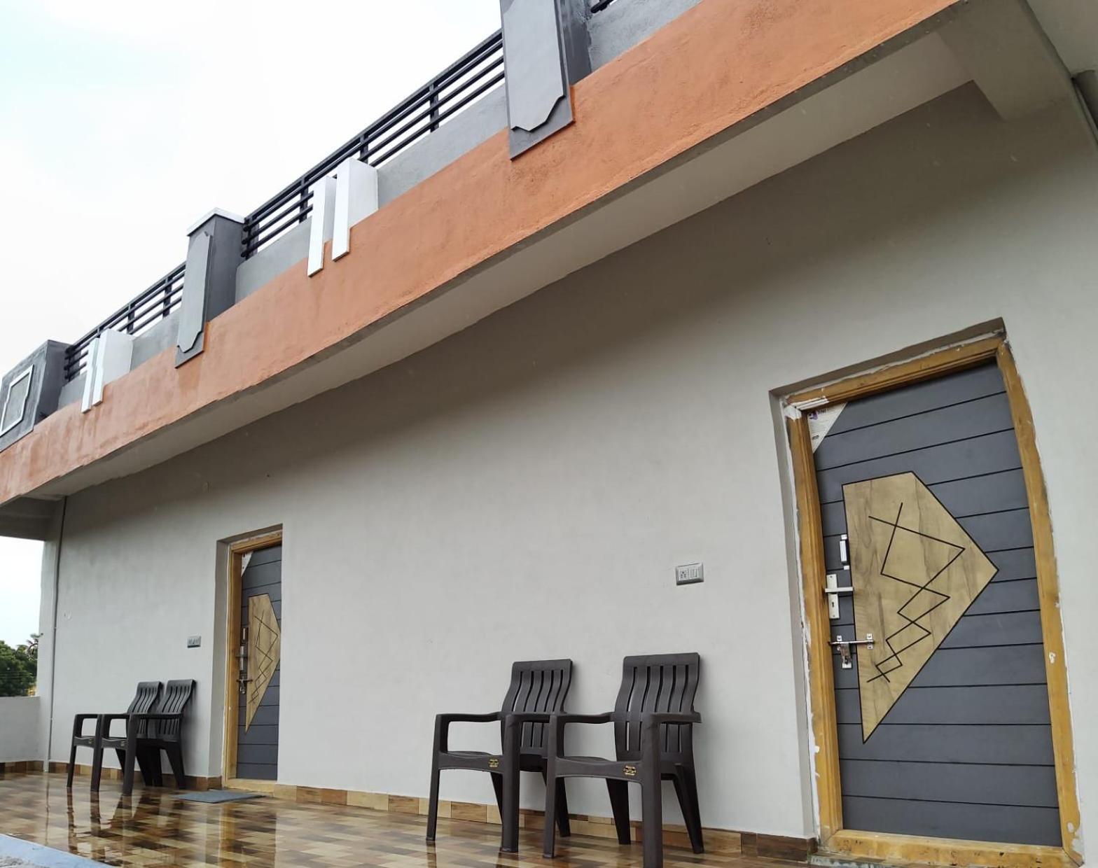 Raj Homestay Hampi Luaran gambar